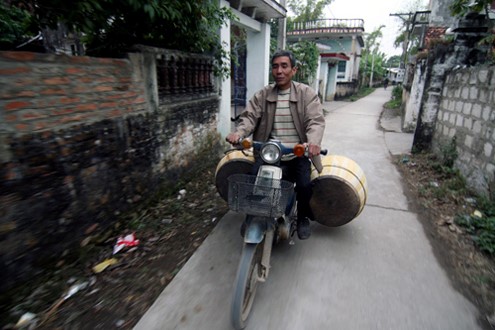 Làm trống trường học