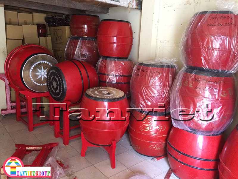 Cửa hàng trống trường học