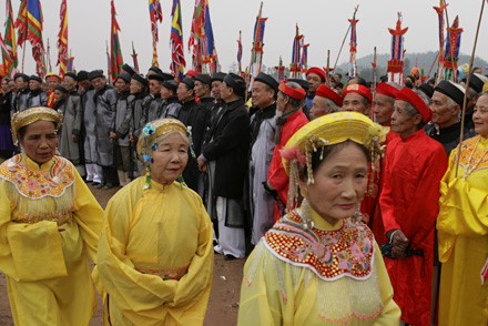 CÁC NGHI THỨC LỄ HỘI